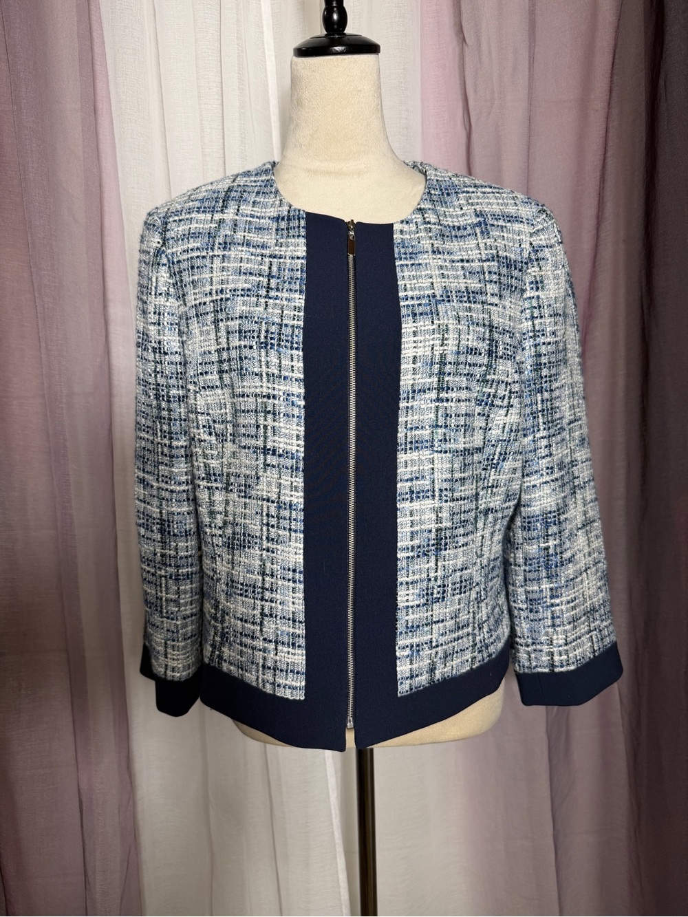 Classic Navy & White Tweed Zip-Front Women's Jacket and Skirt Set